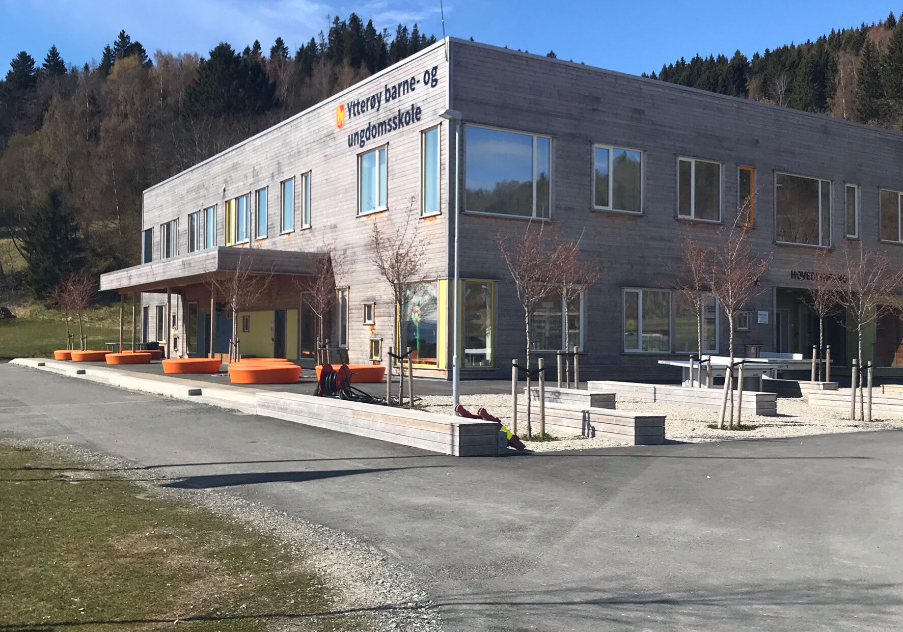 Ytterøy barne- og ungdomsskole Ytterøy barne- og ungdomsskole